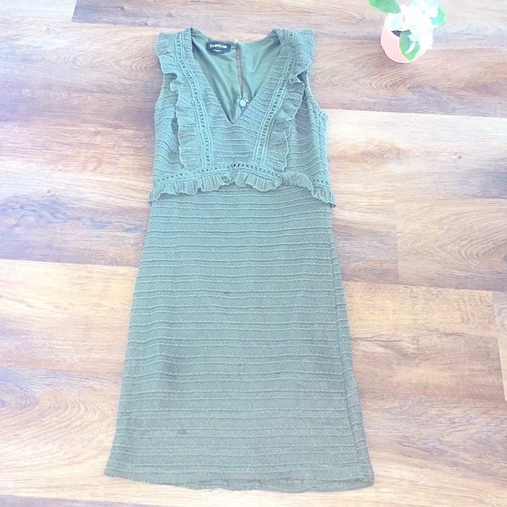 Vintage Bebe women’s green cocktail party dress